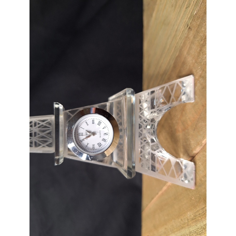Vintage Crystal Eiffel Tower Desk Clock Quartz Roman Numeral Paris Decor 6.75in - Picture 2 of 7